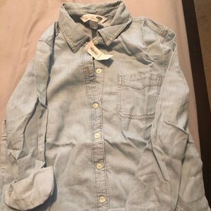 Old Navy chambray shirt